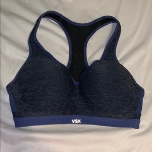 Women’s sports bra